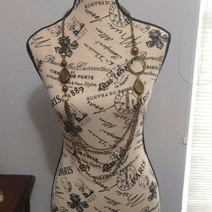 Multilayered Long Neklace